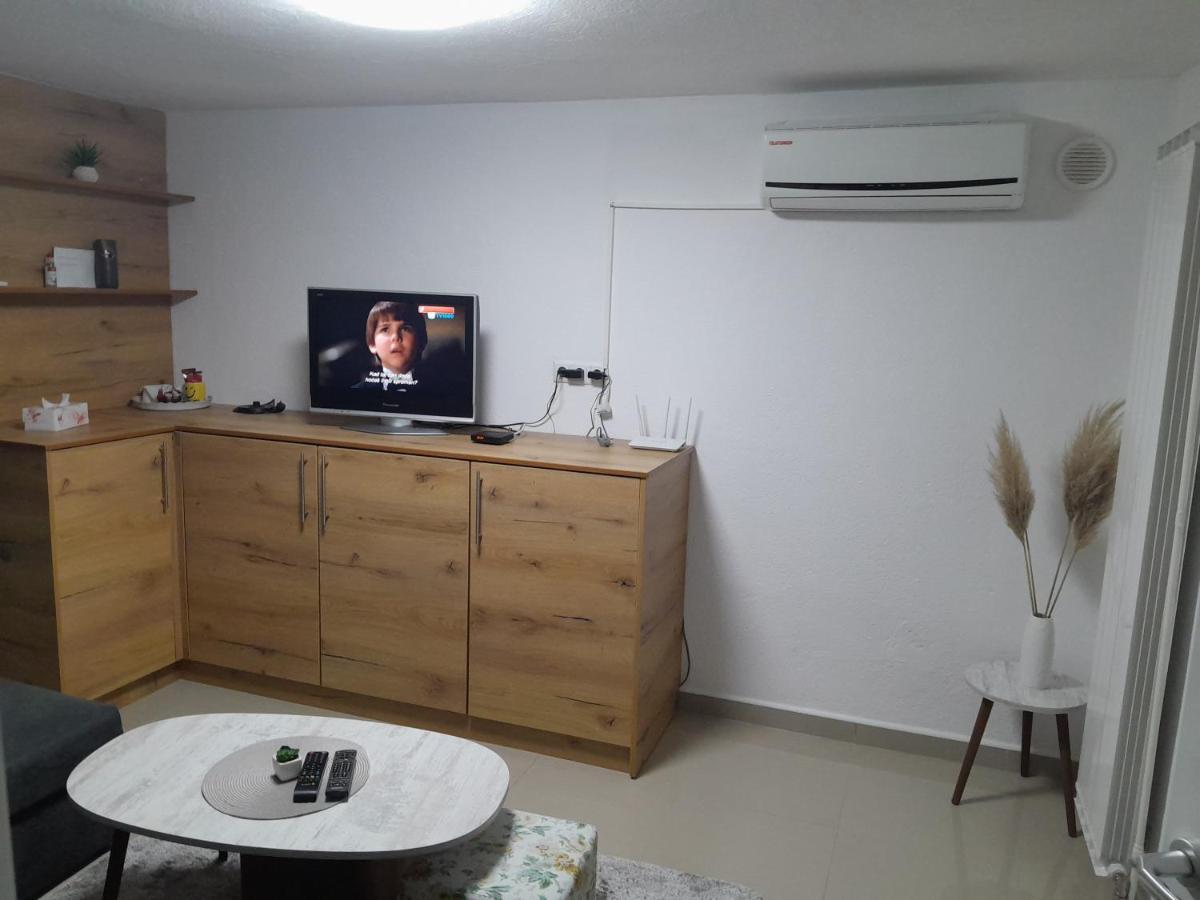 Apartmani Bet Gradacac 1 Maj Broj 24 Εξωτερικό φωτογραφία